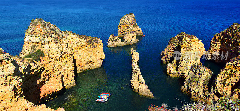 Ponta da Piedade，风景优美的岩层全景-阿尔加维，葡萄牙